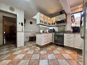 Se Vende Casa 5 Dormitorios, San Miguel, Metro San Miguel