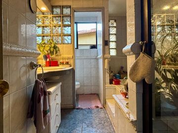 Se Vende Casa 5 Dormitorios, San Miguel, Metro San Miguel
