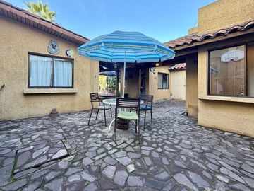 Se Vende Casa 5 Dormitorios, San Miguel, Metro San Miguel