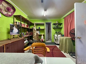 Se Vende Casa 5 Dormitorios, San Miguel, Metro San Miguel