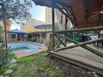 Se Vende Casa 5 Dormitorios, San Miguel, Metro San Miguel