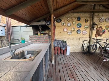 Se Vende Casa 5 Dormitorios, San Miguel, Metro San Miguel