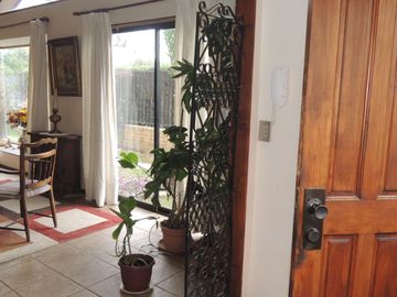 ESTUPENDA CASA EN EL CENTRO DE OLMUE, CALLE O´HIGGINS 5 DORMITORIOS, 4 BAÑOS
