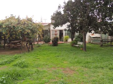 ESTUPENDA CASA EN EL CENTRO DE OLMUE, CALLE O´HIGGINS 5 DORMITORIOS, 4 BAÑOS