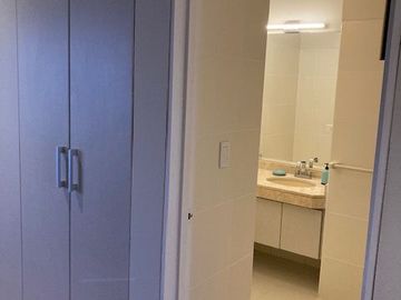 Alquilo departamento flat en el Malecón Cisneros - 170 m2, Vista espectacular, 3 Dorm. US$2,100.00
