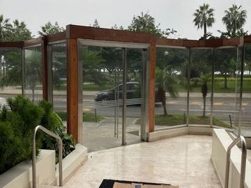 Alquilo departamento flat en el Malecón Cisneros - 170 m2, Vista espectacular, 3 Dorm. US$2,100.00