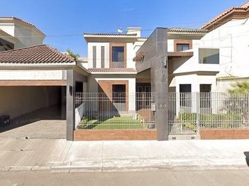 VENTA DE CASA EN MEXICALI EN LA COLONIA CATAVIÑA