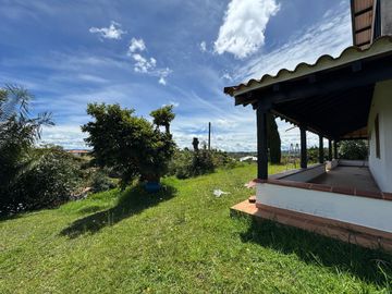 se vende finca en el carmen de viboral