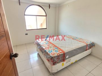 Se Vende Casa De Playa Mas Terreno En Huanchaquito - At 291.05 M2 - Ac 225 M2- 160000 Dolares