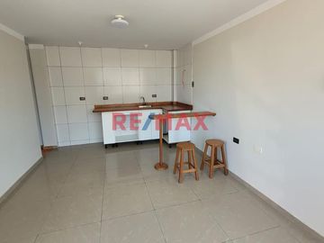 Se Vende Casa De Playa Mas Terreno En Huanchaquito - At 291.05 M2 - Ac 225 M2- 160000 Dolares