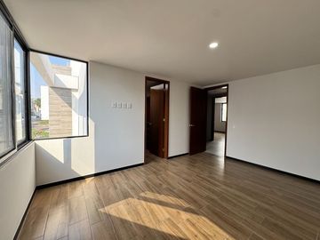 Casa nueva en Coto Los Almendros, Zapopan
