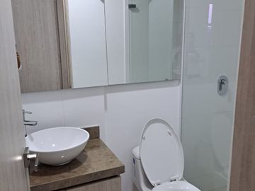 Venta de Apartamento en Manga en edificio Urantia con vista panorámica