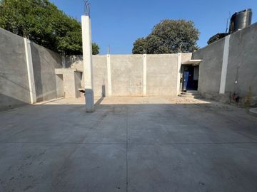 Gran ubicación Terreno en VENTA en esquina excelente ubicación Chimalhuacán MEXIBUS