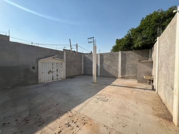Gran ubicación Terreno en VENTA en esquina excelente ubicación Chimalhuacán MEXIBUS