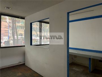 Terreno en Venta en Av. División del Norte CON USO DE SUELO (HC)