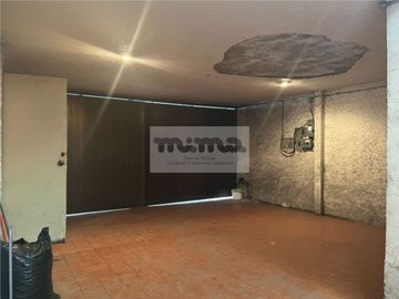 Terreno en Venta en Av. División del Norte CON USO DE SUELO (HC)