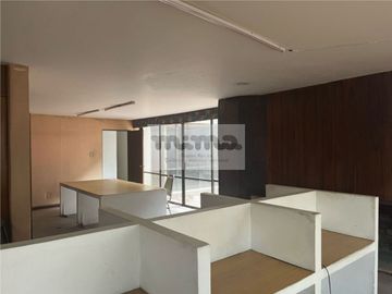 Terreno en Venta en Av. División del Norte CON USO DE SUELO (HC)