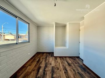 CALLE LARGA - VENDE CASA 3D 1B 2 PISOS - JARDINES DE CALLE LARGA