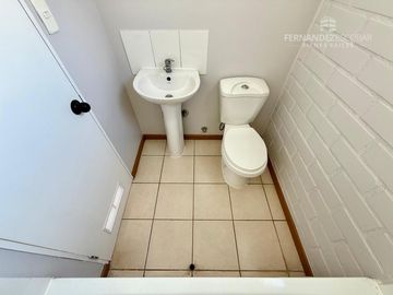 CALLE LARGA - VENDE CASA 3D 1B 2 PISOS - JARDINES DE CALLE LARGA