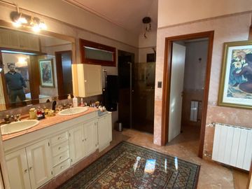 VENTA CASA VILLA CARLOS PAZ , BARRIO SANTA RITA.