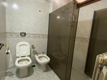 VENTA CASA VILLA CARLOS PAZ , BARRIO SANTA RITA.