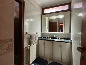 VENTA CASA VILLA CARLOS PAZ , BARRIO SANTA RITA.