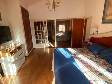 VENTA CASA VILLA CARLOS PAZ , BARRIO SANTA RITA.