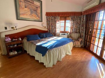 VENTA CASA VILLA CARLOS PAZ , BARRIO SANTA RITA.