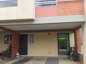 🏡 Se Vende Espectacular Casa – Verde Alfaguara (Jamundí)
