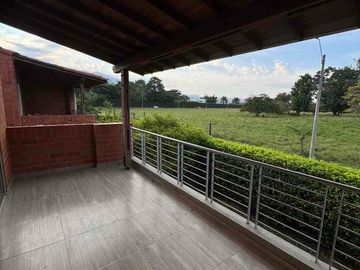 🏡 Se Vende Espectacular Casa – Verde Alfaguara (Jamundí)