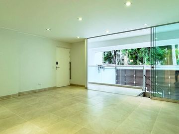 VENDO DEPARTAMENTO FRENTE A PARQUE (SURCO)