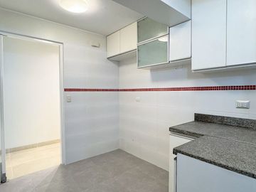 VENDO DEPARTAMENTO FRENTE A PARQUE (SURCO)