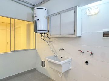 VENDO DEPARTAMENTO FRENTE A PARQUE (SURCO)