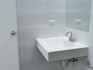 VENDO DEPARTAMENTO FRENTE A PARQUE (SURCO)