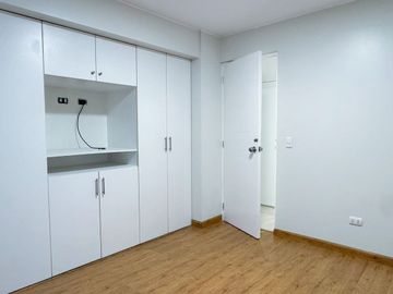 VENDO DEPARTAMENTO FRENTE A PARQUE (SURCO)