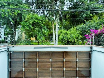 VENDO DEPARTAMENTO FRENTE A PARQUE (SURCO)