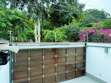 VENDO DEPARTAMENTO FRENTE A PARQUE (SURCO)