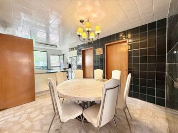 CASA EN VENTA EN LOMAS 4ta SECCION EXCELENTE UBICACION