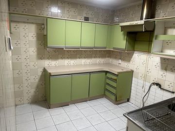 VENDE AMPLIA CASA FRENTE CAMPUS UNIVERSIDAD AUTONOMA