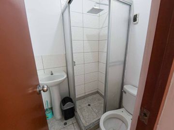 🏡 Departamento en Venta – 5to Piso, Vista Interior - LOS OLIVOS