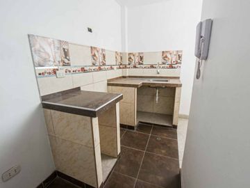 🏡 Departamento en Venta – 5to Piso, Vista Interior - LOS OLIVOS