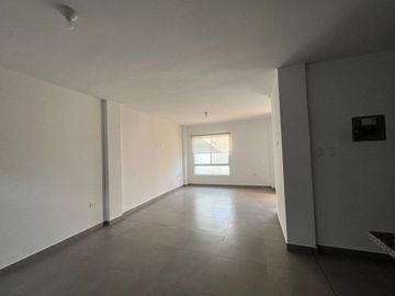 casa de alquiler en manta urbanización zona sur fv
