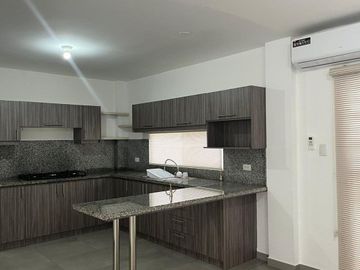 casa de alquiler en manta urbanización zona sur fv