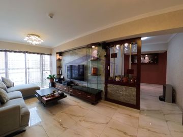 Jesús María, Departamento Impecable con Cochera y Depósito (Todo Incluido) – Av. San Felipe.