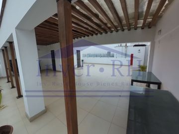 Jesús María, Departamento Impecable con Cochera y Depósito (Todo Incluido) – Av. San Felipe.