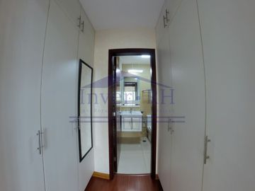 Jesús María, Departamento Impecable con Cochera y Depósito (Todo Incluido) – Av. San Felipe.