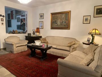 Venta de casa en esquina en San Borja