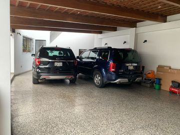 Venta de casa en esquina en San Borja