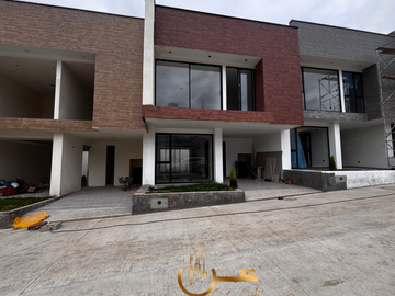 Casa en Venta en Cuenca Ecuador, Sector Rio Amarillo cerca de la Autopista
