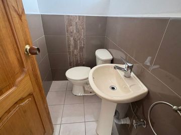 CASA EN VENTA SECTOR SAN ISIDRO DEL INCA
